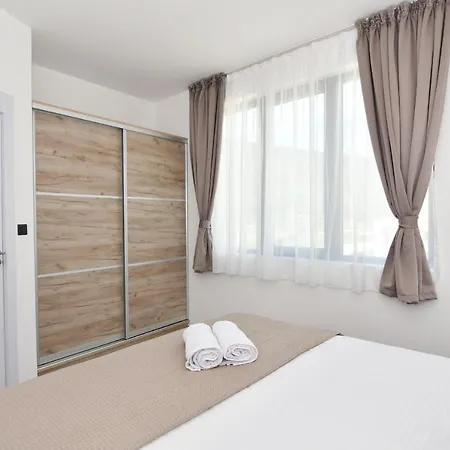 Apartmani Porat Igalo Esterno foto