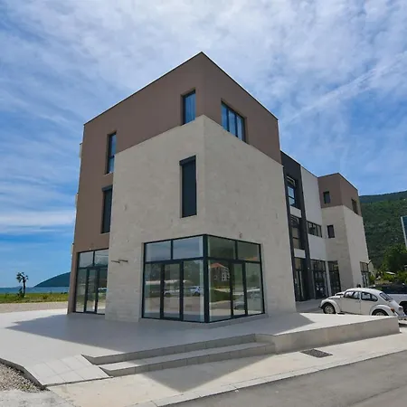 Apartmani Porat Igalo Esterno foto