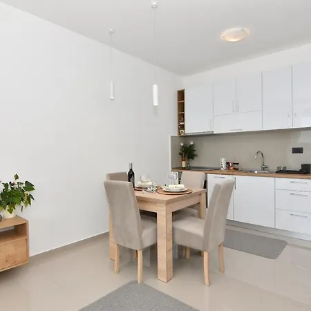 Apartmani Porat Igalo Esterno foto